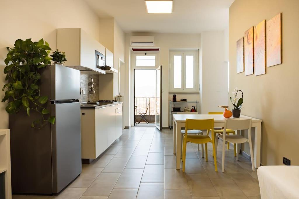 Apartamento Una Finestra Sui Tetti Di Torino Exterior foto